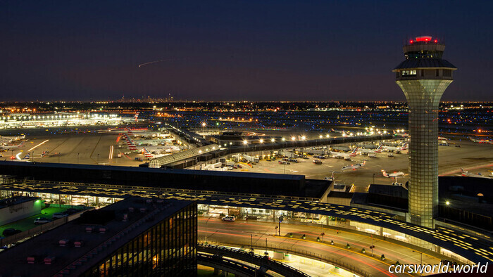 DoorDash Driver Mysteriously Finds Themselves On O'Hare Airport Tarmac | Carscoops